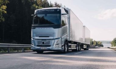 Volvo Trucks ultrapassa 10 mil caminhões a gás vendidos no mundo. Foto: Volvo Trucks