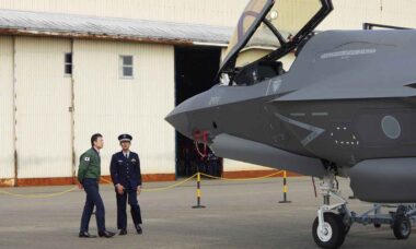 Japão inicia implantação do F-35B na Base Aérea de Nyutabaru. X @ModJapan_jp