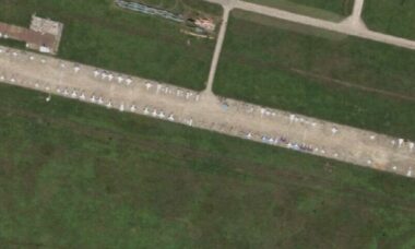 Rússia posiciona cerca de 100 aeronaves na base aérea de Lipetsk