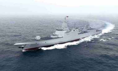 China testa 2 destróieres Type 055 em exercício com munição real perto de Taiwan