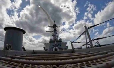 EUA disparam 850 Tomahawks e enfrentam risco de escassez em conflito com Irã
