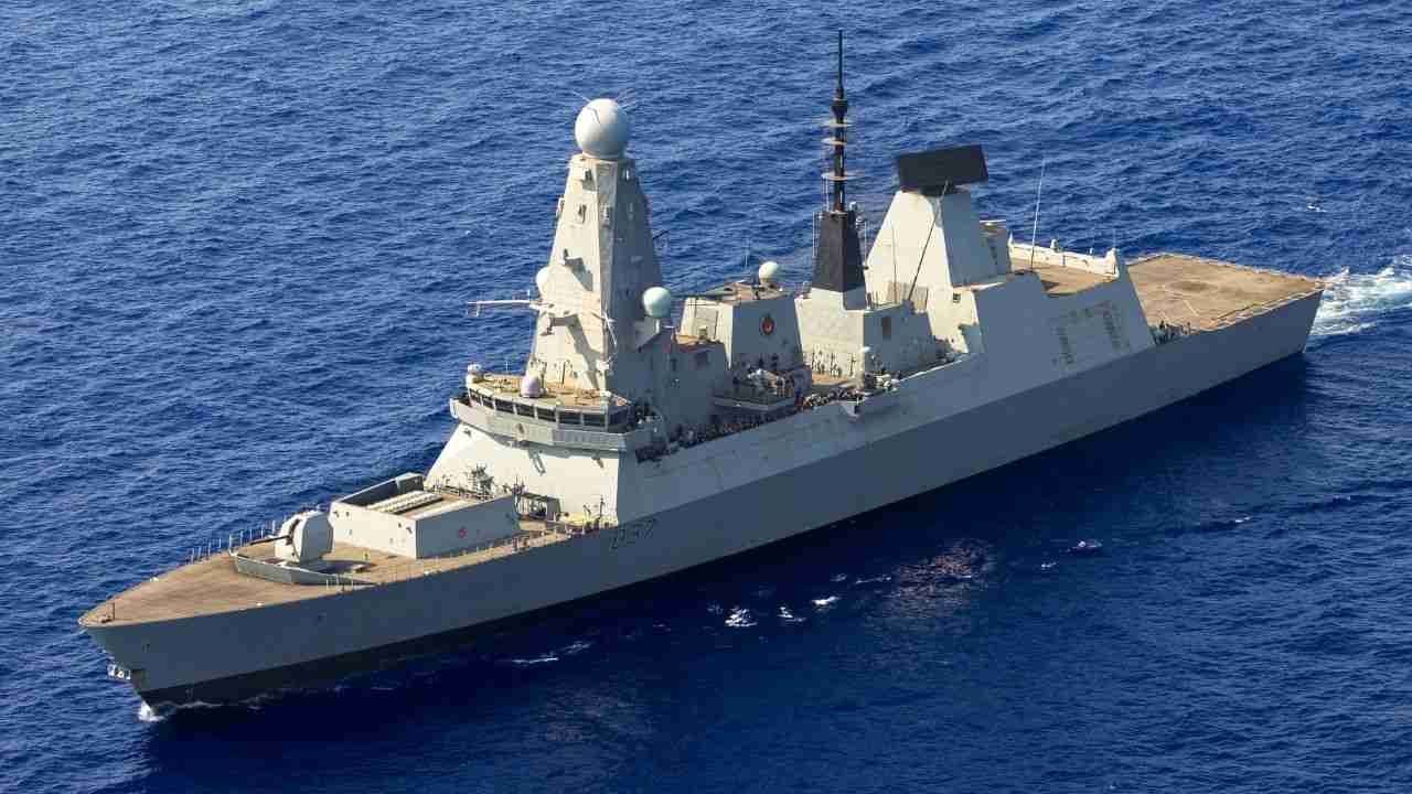 Den britiske flåde ønsker maritime droner med en autonomi på op til 90 dage