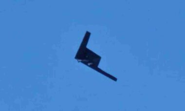 RQ-180: drone secreto dos EUA faz pouso inesperado em base aérea na Grécia