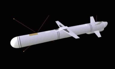 Rússia usa novo míssil de cruzeiro Izdeliye 30 na guerra contra a Ucrânia