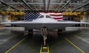 B-21 Raider: EUA aceleram produção do novo bombardeiro furtivo estratégico