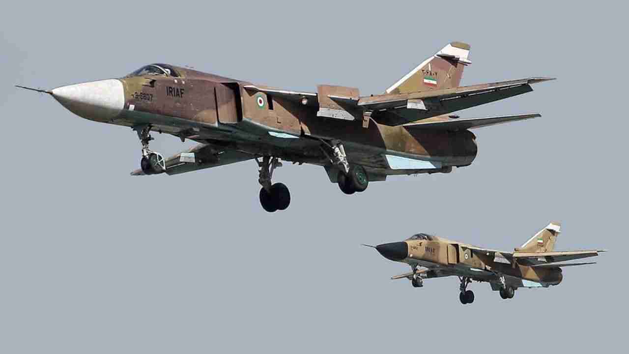 Iran schickt Su-24, die US-Basis in Katar fast treffen – F-15 fängt Angriff ab