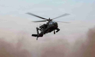 AH-64E Apache reforça brigada dos EUA com tecnologia e integração com drones
