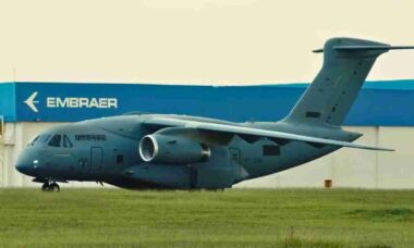 Embraer conclui 1º voo do C-390 da Coreia do Sul e avança para entrega final
