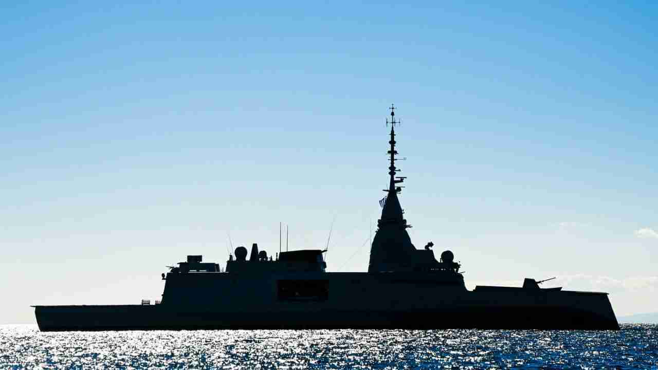 Griechenland entsendet Fregatte Kimon und 2 F-16 zum Schutz Zyperns nach iranischen Angriffen