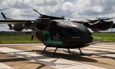 Embraer aproveita evento de apresentação de caça para testar novo carro voador