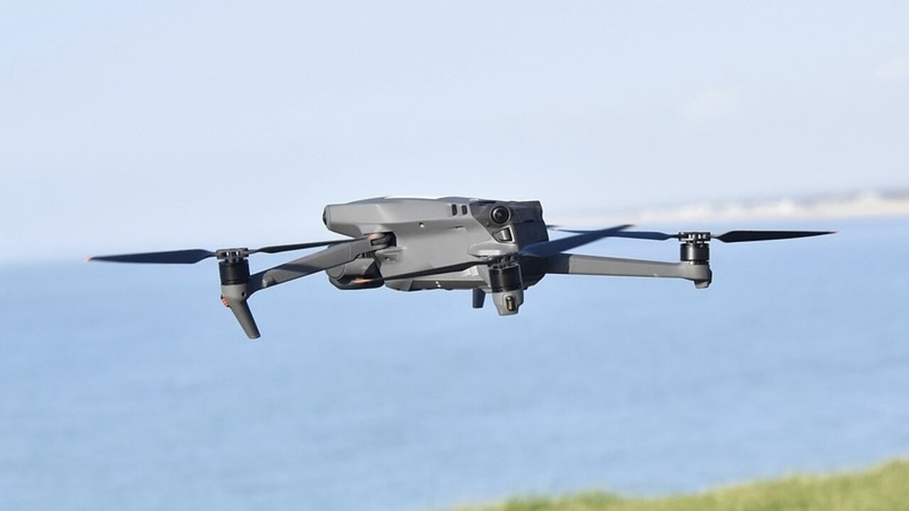 Kawasaki avslører planer for utvikling av et program for samarbeidsdroner