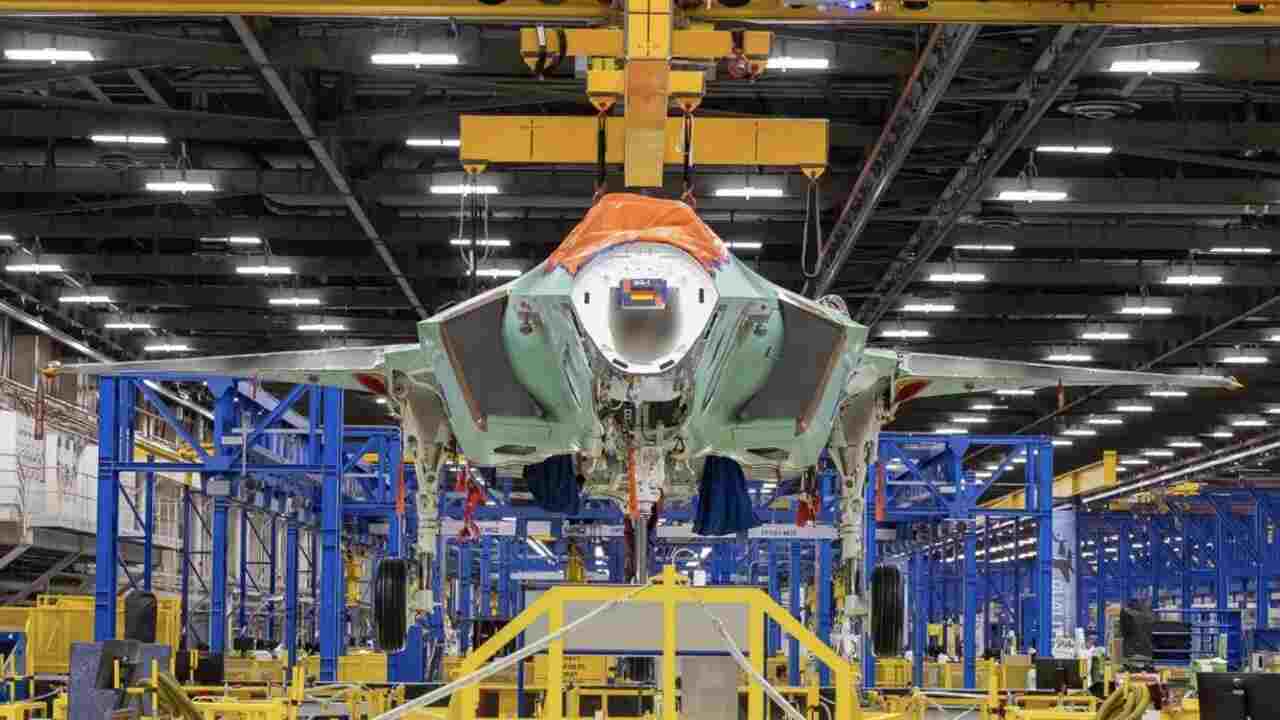 Lockheed Martin inicia montagem final do primeiro caça F-35A da Alemanha