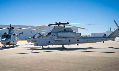AH-1Z Viper e UH-1Y Venom. Foto: Bell