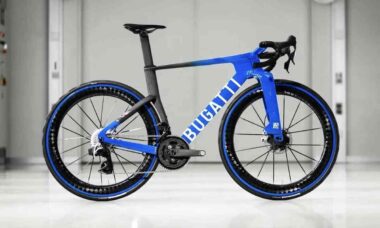 Bugatti se une com fabricante de bikes para lançar bicicleta de edição limitada