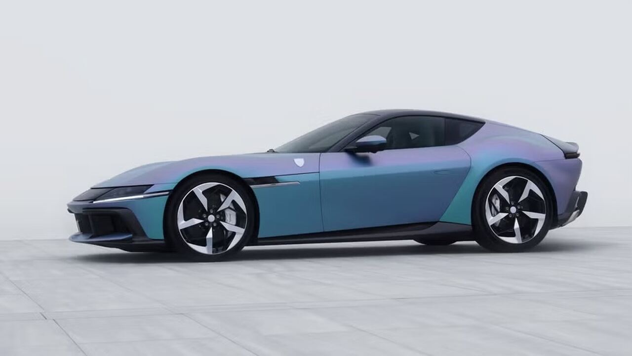 Ferrari anuncia recall do 12Cilindri após problema com tonalidade dos vidros