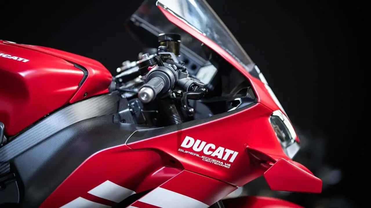 Ducati celebra 100° aniversário com Superleggera V4 Centenario