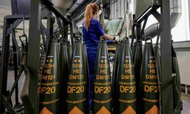 Fábrica da Pierburg em Berlim passa a produzir projéteis de artilharia de 155 mm