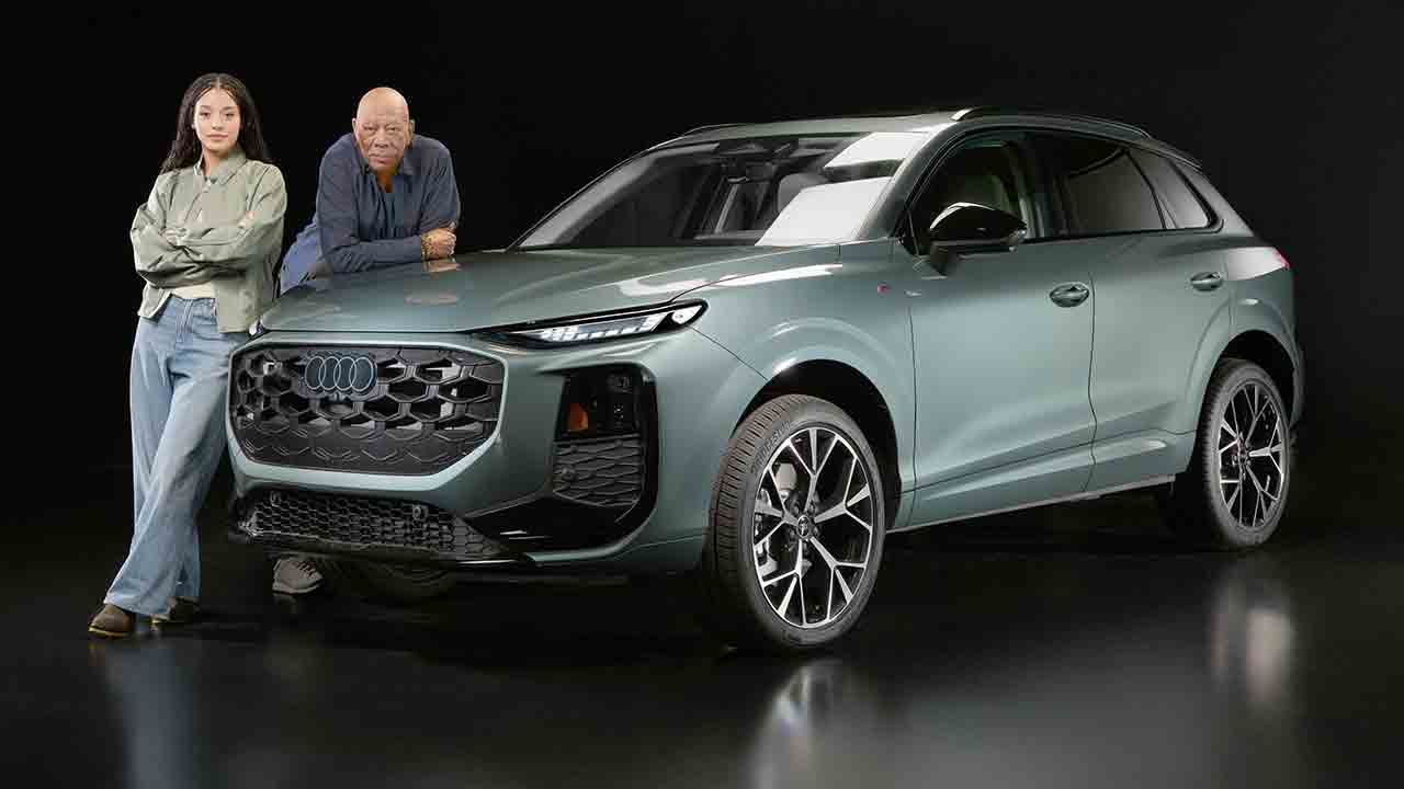 Audi lança novo Q3 2026 em campanha com Morgan Freeman e Chase Infiniti. Foto: Audi of America