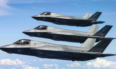 Reino Unido recebe 48º F-35B e avança plano de frota com 138 caças