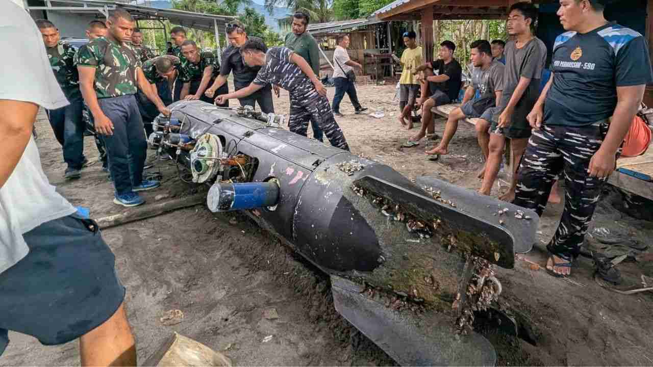中国のドローンがインドネシアで発見、超大型タンカー航路上で確認
