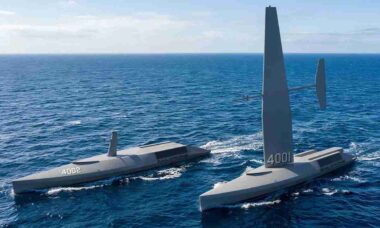 Spectre: Saildrone revela navio não tripulado para missões navais avançadas