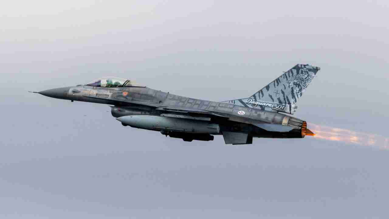 ポルトガル、エストニアでF-16戦闘機4機を投入しバルト海地域のNATO任務を引き継ぐ