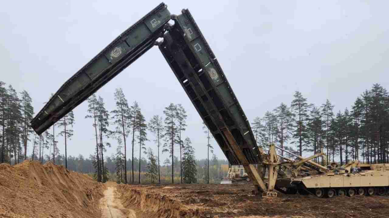 Exército dos EUA adquire 20 JAB baseados no Abrams por US$ 44,9 milhões