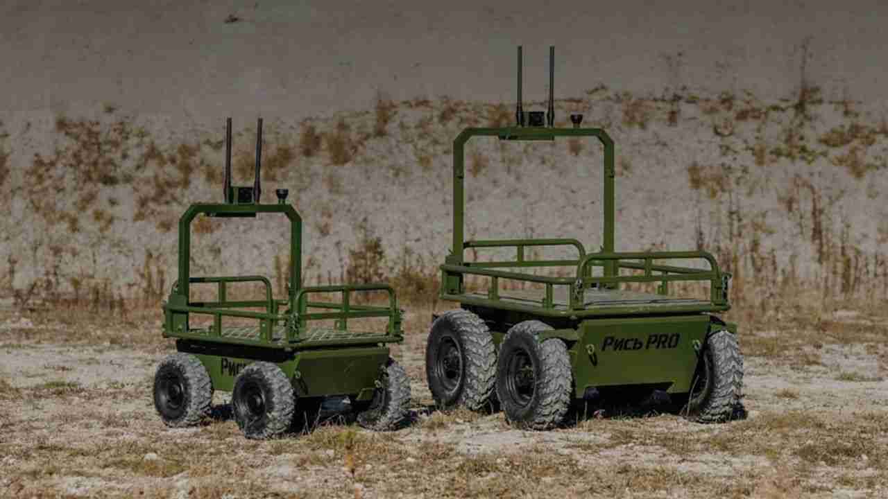Ucrânia apresenta Lynx+: robô terrestre leva 350 kg e evacua feridos com autonomia de 80 km