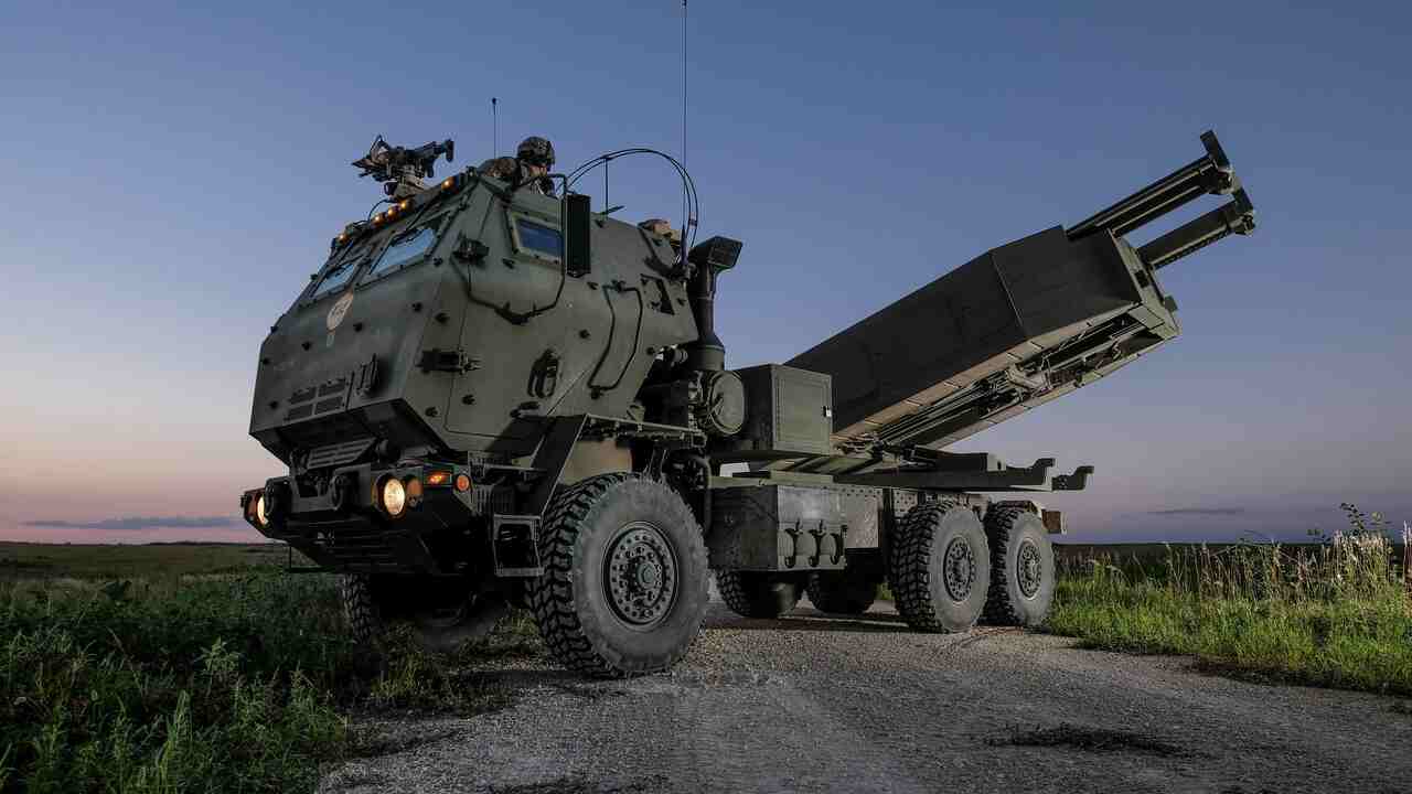 Estônia fecha contrato para receber mais três lançadores HIMARS