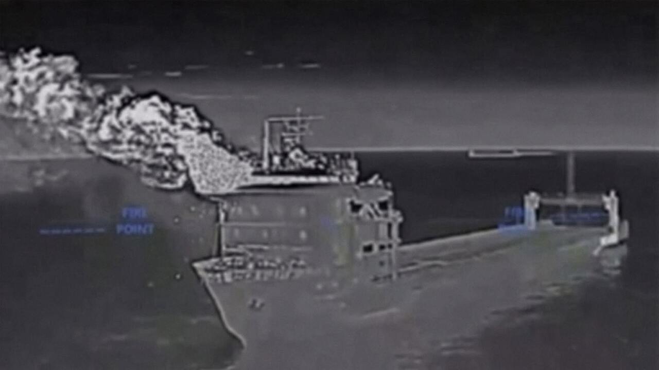 Ukrainske droner angriber russisk færge brugt til militær logistik
