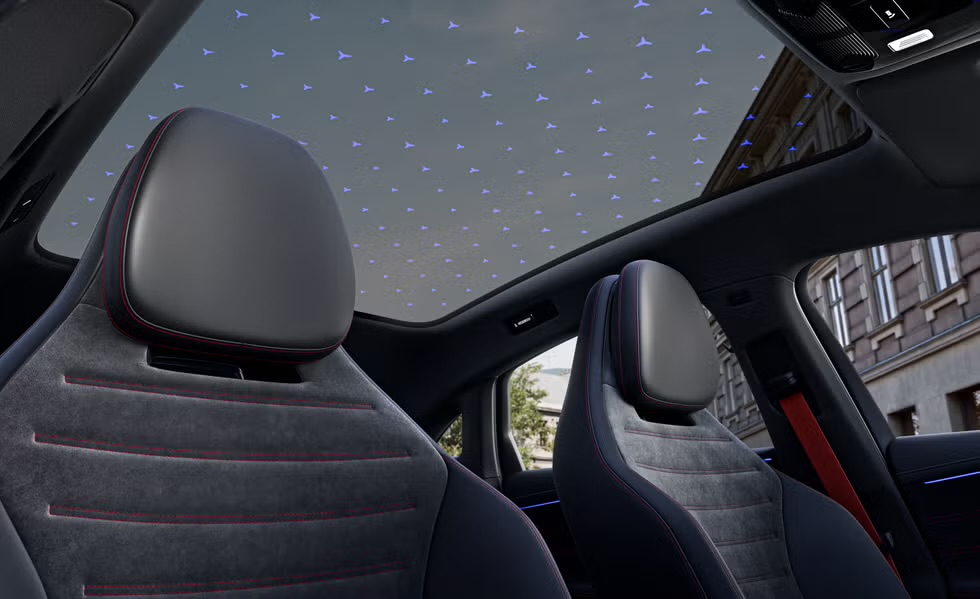 Mercedes-Benz dévoile l’intérieur luxueux de la Classe C électrique