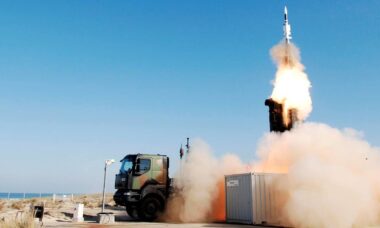 França busca defesa antidrones de baixo custo após estudar guerra na Ucrânia e no Irã
