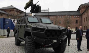 Kongsberg desenvolve novo veículo caçador de drones para a Ucrânia