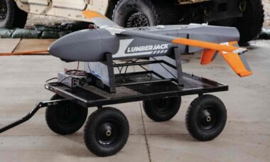 Northrop Grumman testa drone de ataque Lumberjack durante exercício nos EUA