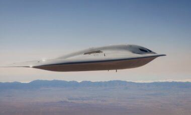 Northrop Grumman investe US$ 2,5 bilhões para acelerar produção de bombardeiros B-21 Raider