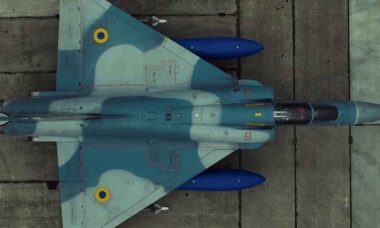 Grécia pode receber desconto em caças Rafale ao transferir seus Mirage 2000 para a Ucrânia