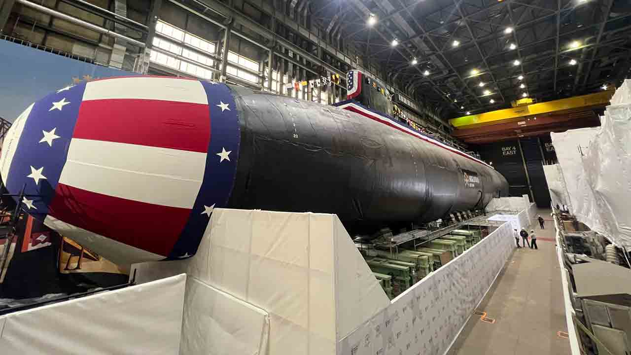 O futuro Arkansas (SSN-800) em Newport News, Virgínia, em 6 de dezembro de 2024. Foto USNI