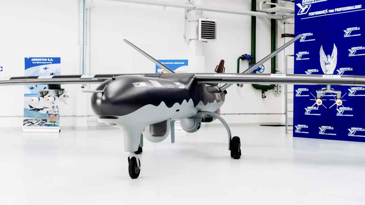 Serbia vil starte felles produksjon av droner med Elbit Systems