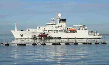 Marinha dos EUA fecha acordo de US$ 1,1 bilhão para operar sete navios de pesquisa oceanográfica