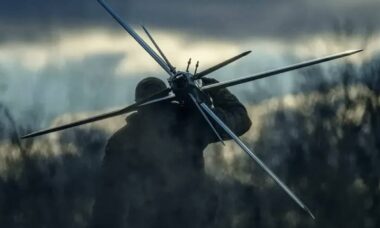 Noruega e Ucrânia lançam produção conjunta de milhares de drones mid-strike