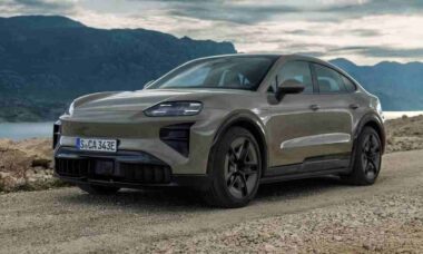 Porsche revela versão coupe do Cayenne elétrico para 2026
