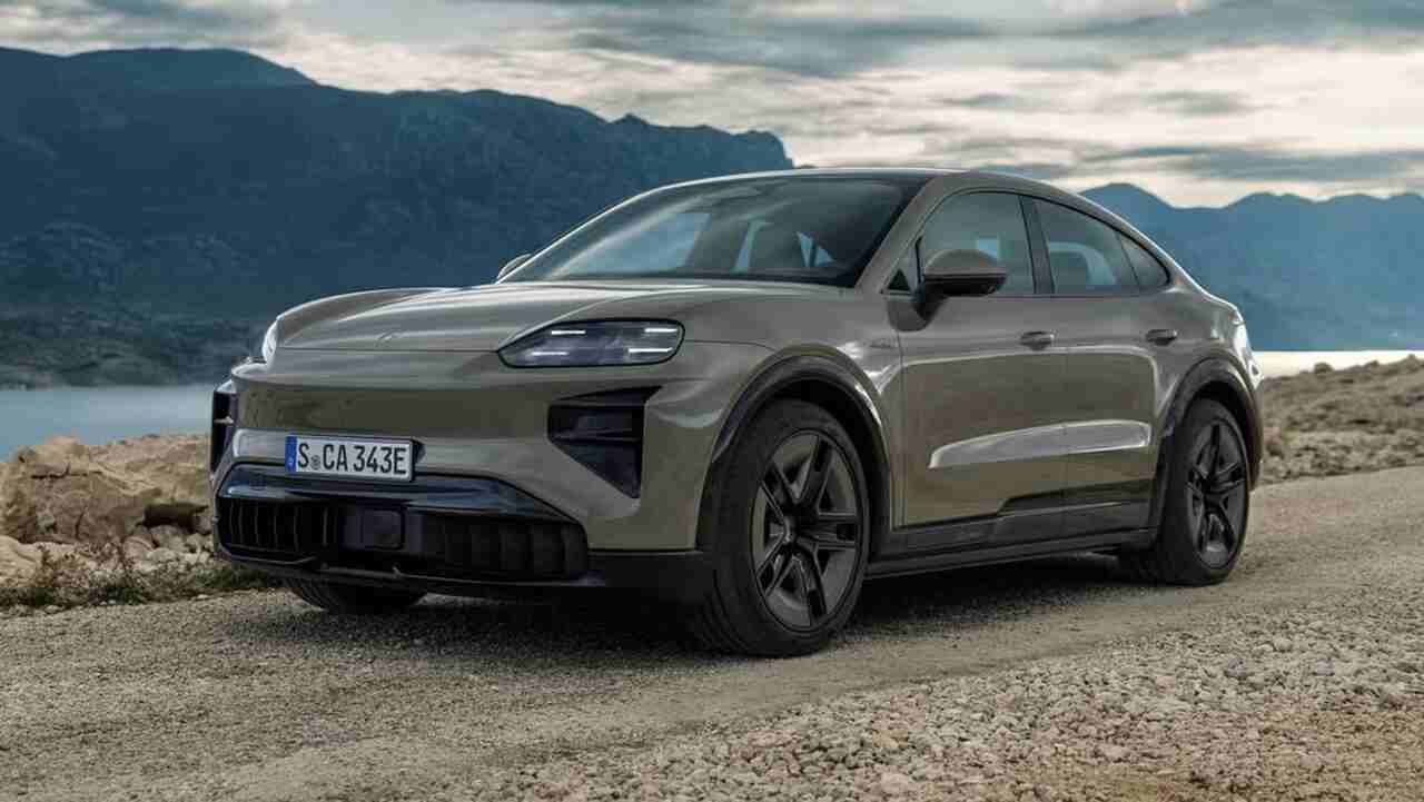 Porsche afslører coupéversion af den elektriske Cayenne for 2026