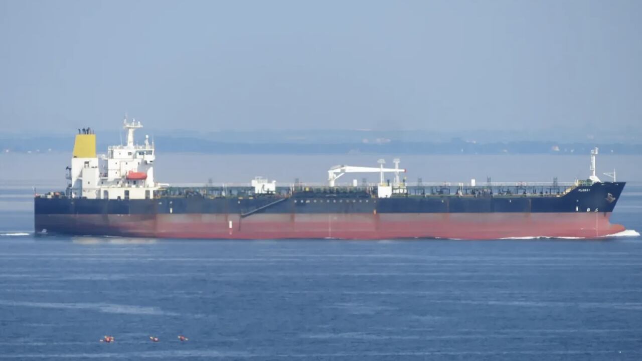 La Svezia sequestra una petroliera della “flotta ombra” russa