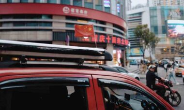 Reino Unido começa a avaliar riscos de veículos elétricos chineses