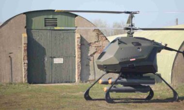 Drone britânico CAPSTONE testa simulador do míssil Hellfire para Projeto NYX