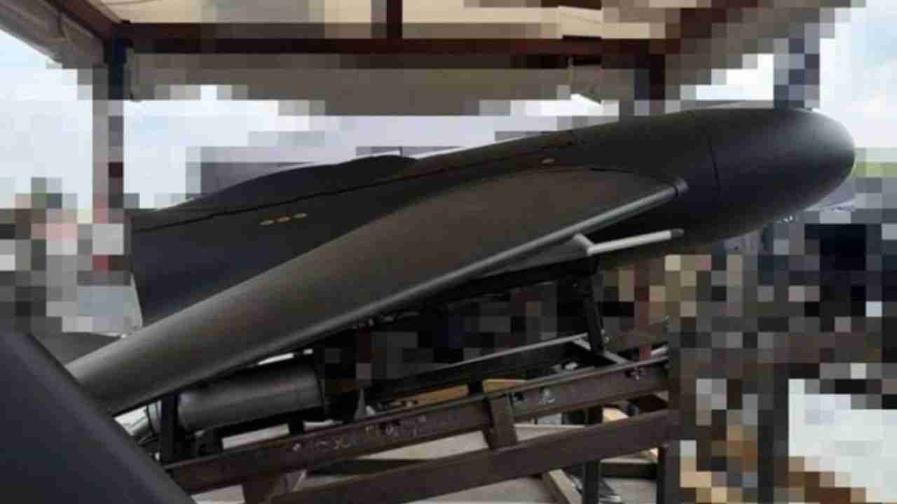 Ukraina mengungkap drone kamikaze baru dengan jangkauan 300 km dan daya hancur besar