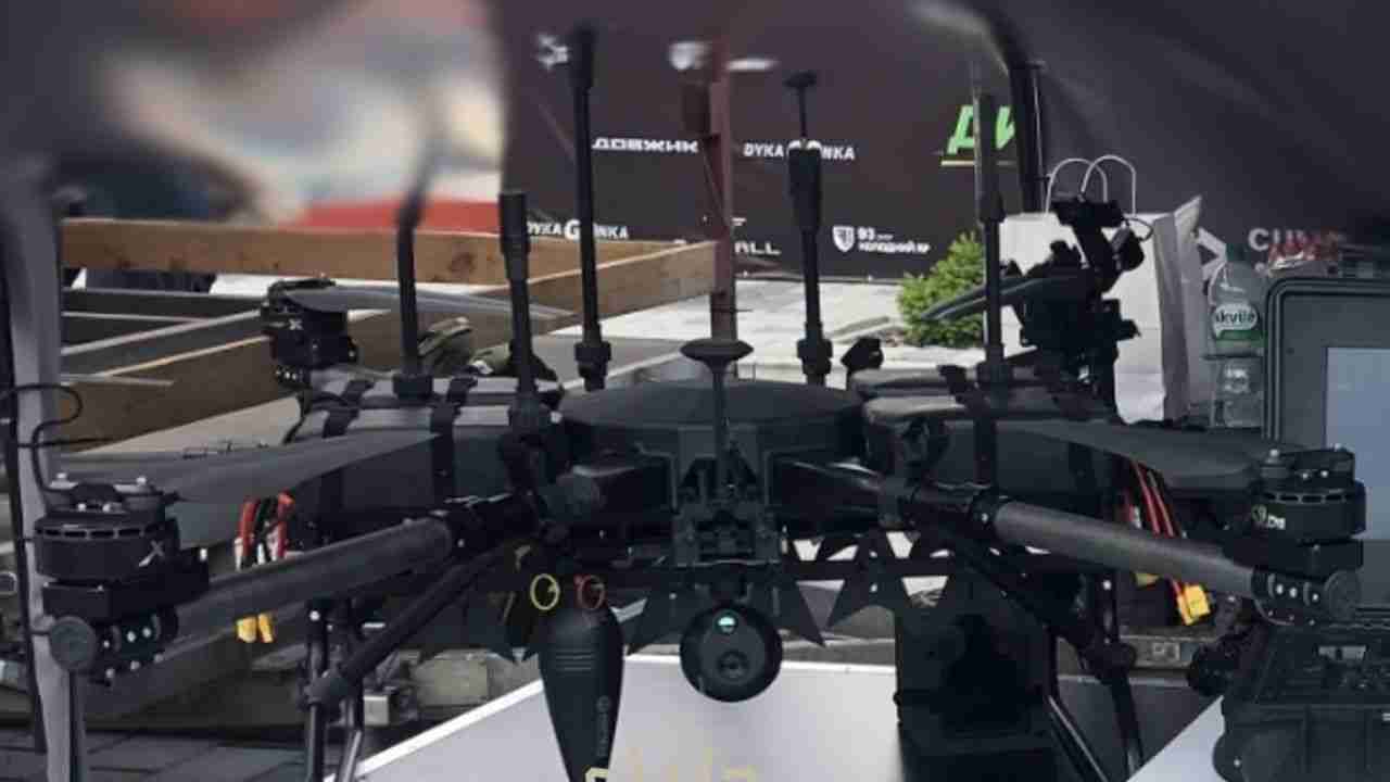 Ukraina avslører Granite-drone som kan angripe og frakte 40 kg last