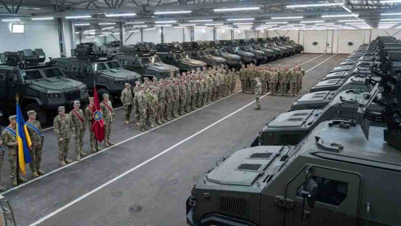 Indústria militar da Ucrânia mira exportações de blindados testados em combate