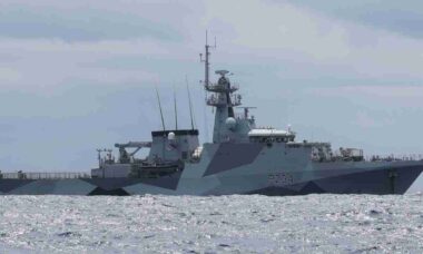 Reino Unido desafia China com operação naval nas Ilhas Spratly
