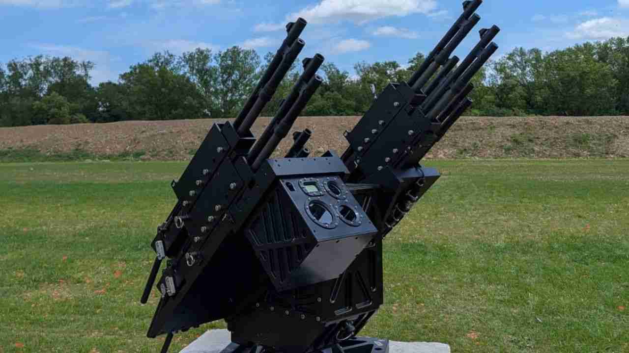 A Beretta bemutatott egy rendszert 8 automata sörétes puskával drónok lelövésére
